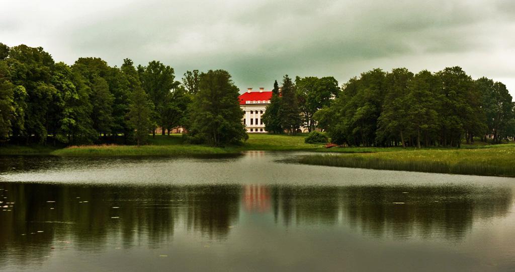 Pakruojis Manor'S Palace Boutique Hotel エクステリア 写真