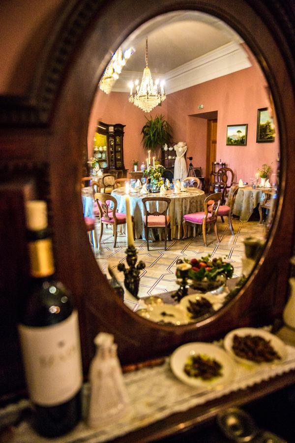 Pakruojis Manor'S Palace Boutique Hotel エクステリア 写真