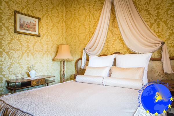 Pakruojis Manor'S Palace Boutique Hotel エクステリア 写真